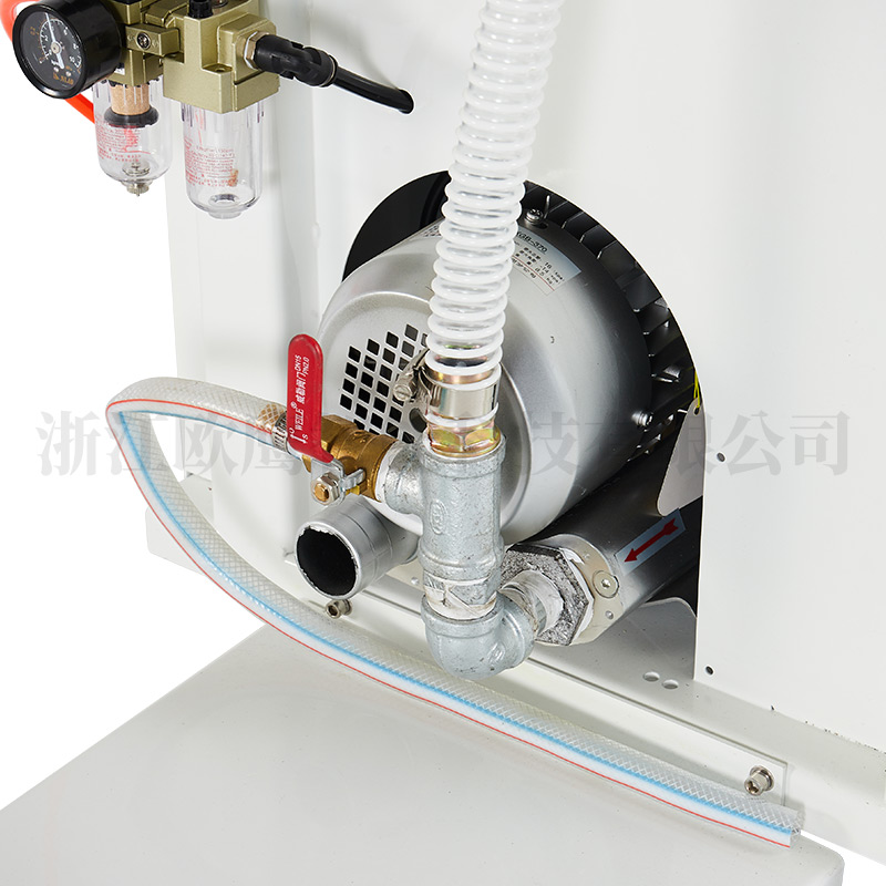 Hot air seam sealing machine